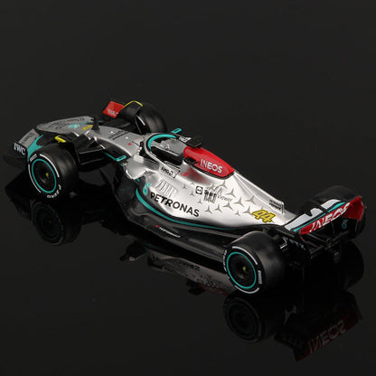 Miniatura Colecionável Mercedes-AMG W13 2022