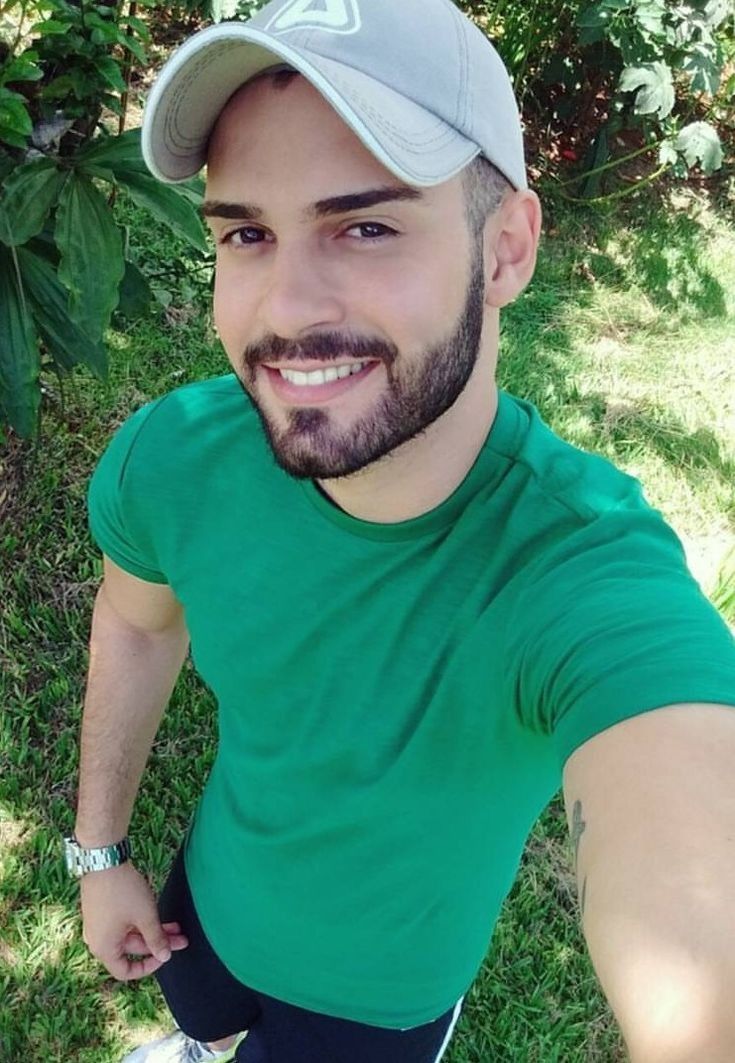 <em><strong>Ryan Oliveira</strong></em>